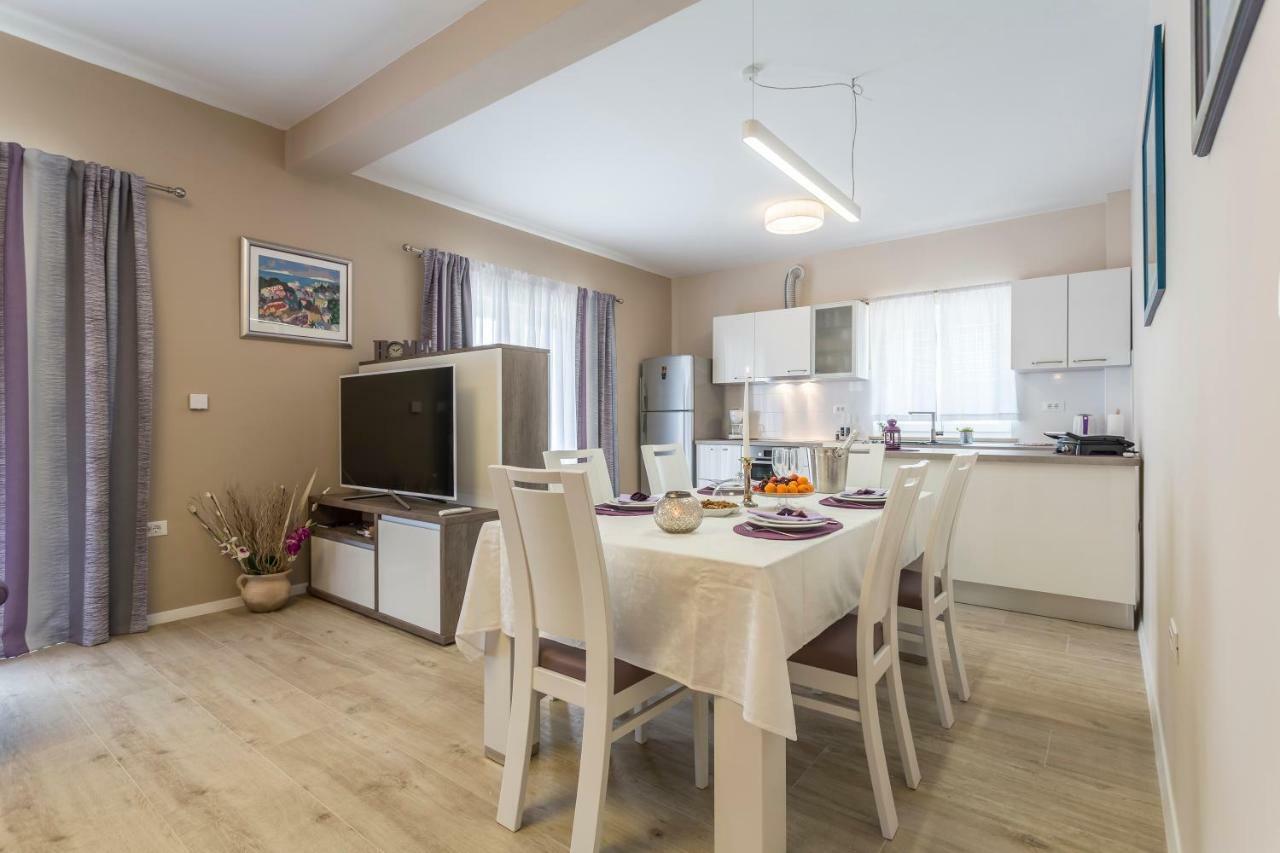 Villa Flores Рогозница Экстерьер фото