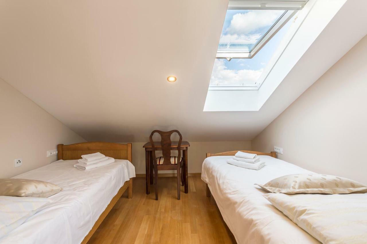 Villa Flores Рогозница Экстерьер фото